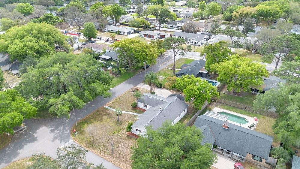 Image 35 of 41 For 1241 Manchester Road