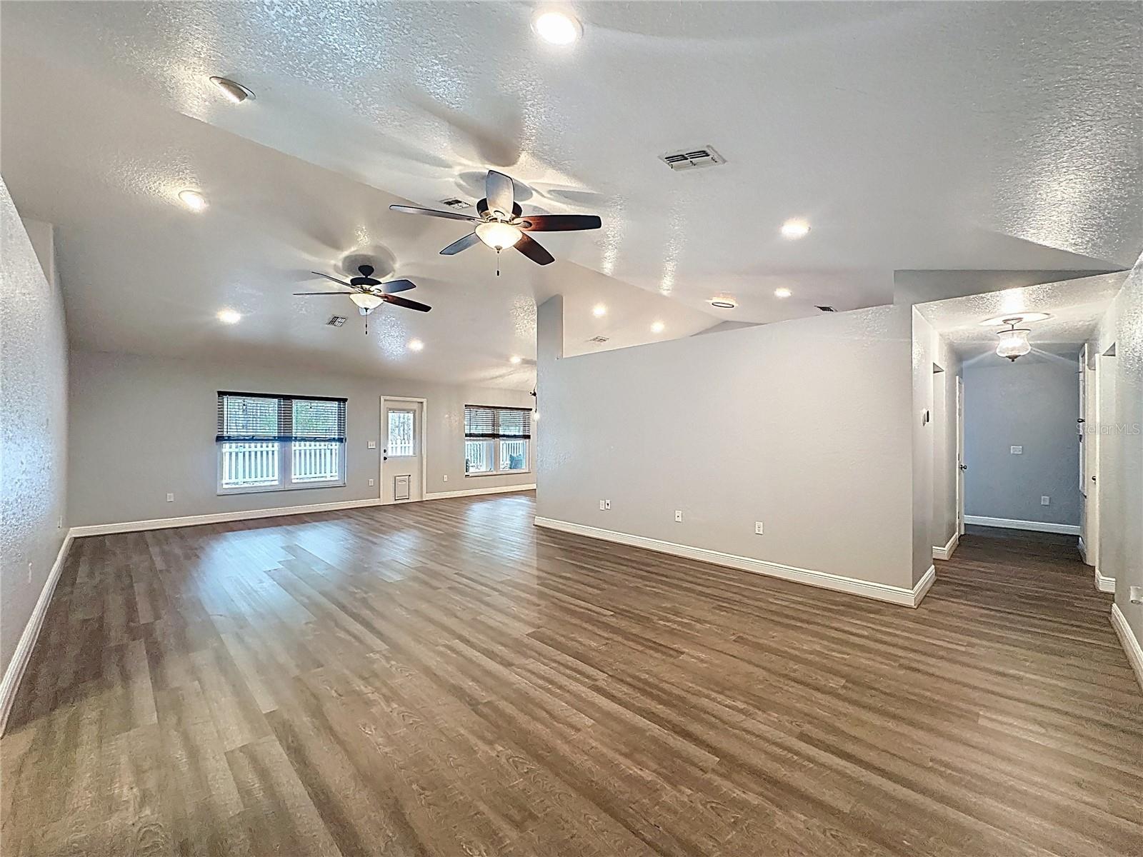 Image 2 of 71 For 31249 Satinleaf Run