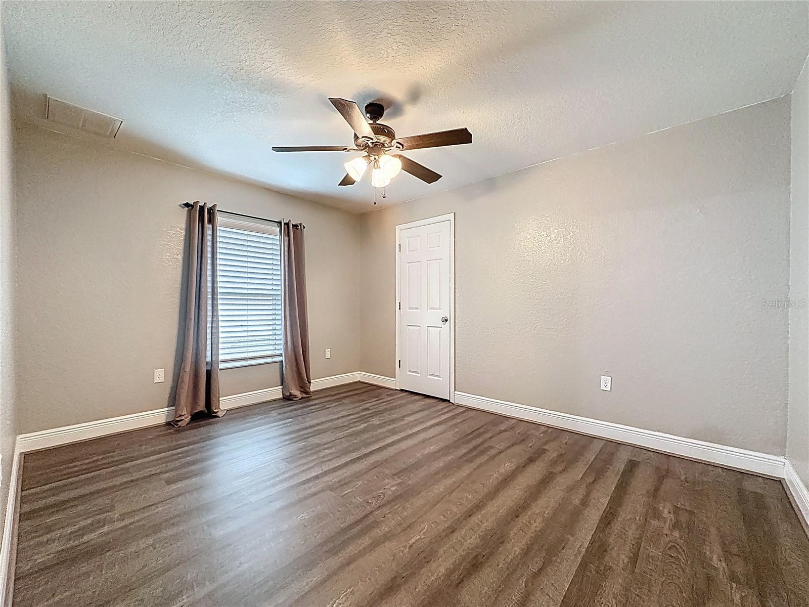 Image 35 of 71 For 31249 Satinleaf Run