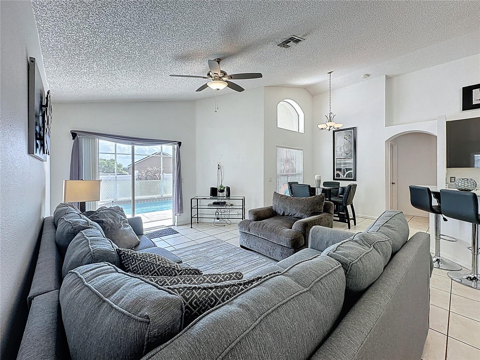 Image 15 of 58 For 1526 Gulf Vue Drive