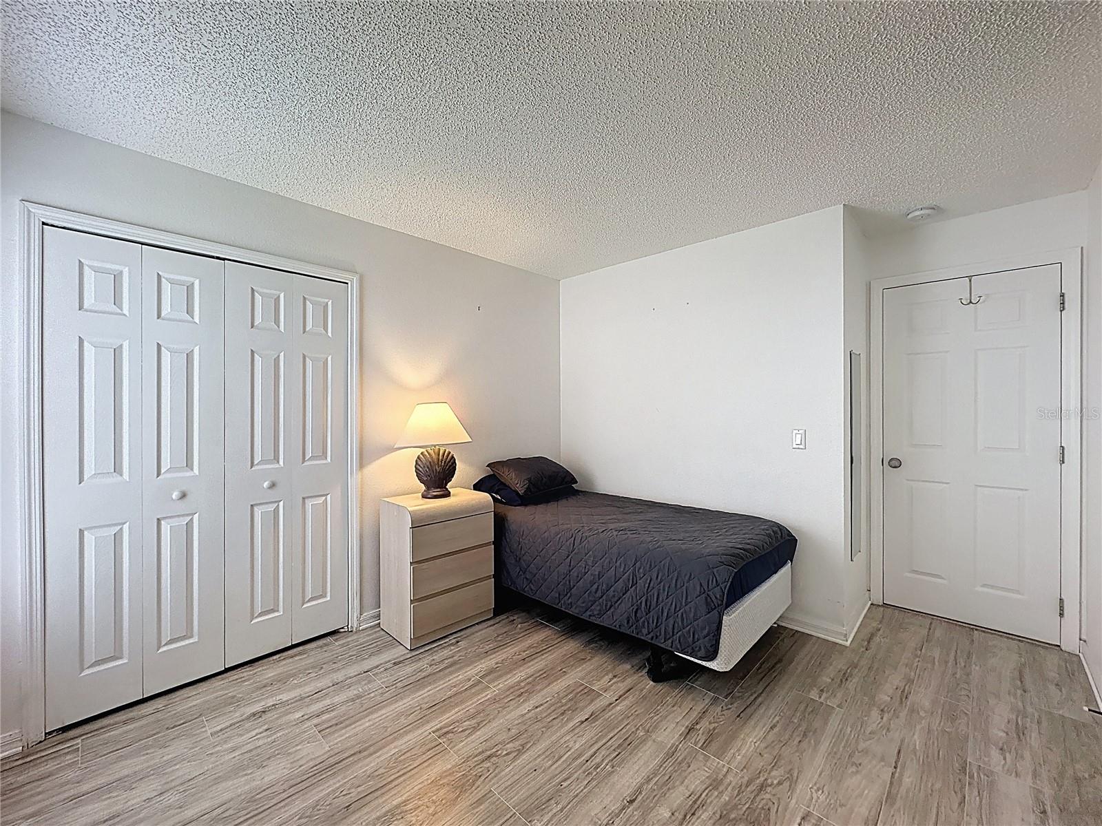 Image 26 of 58 For 1526 Gulf Vue Drive