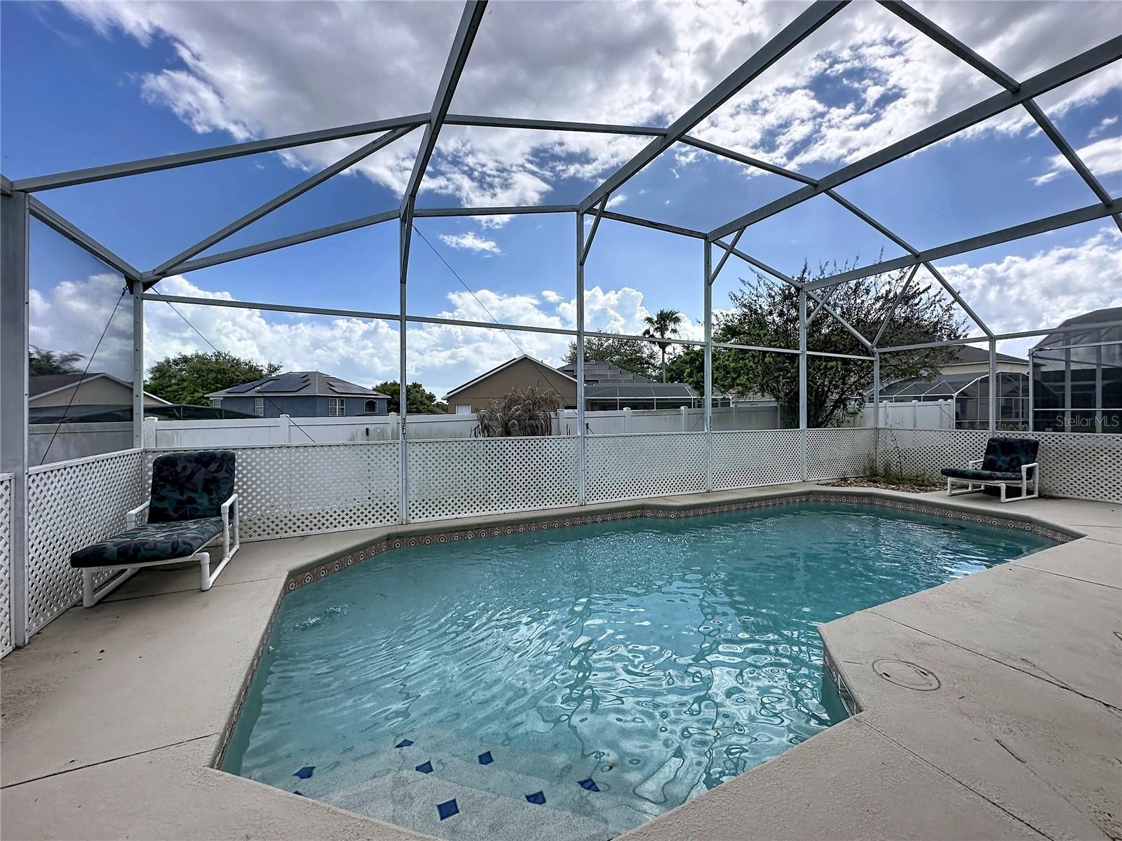 Image 4 of 58 For 1526 Gulf Vue Drive