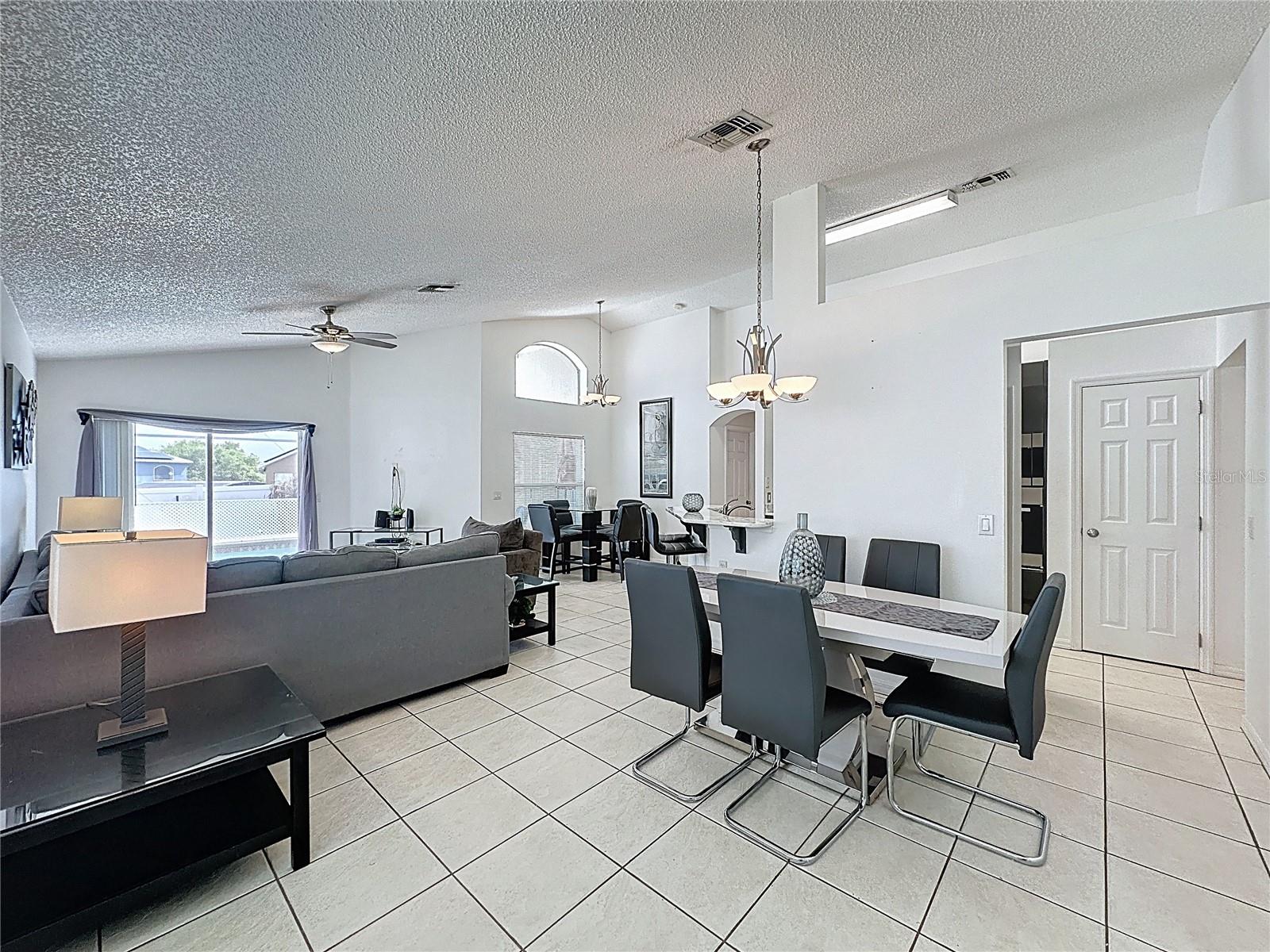 Image 7 of 58 For 1526 Gulf Vue Drive