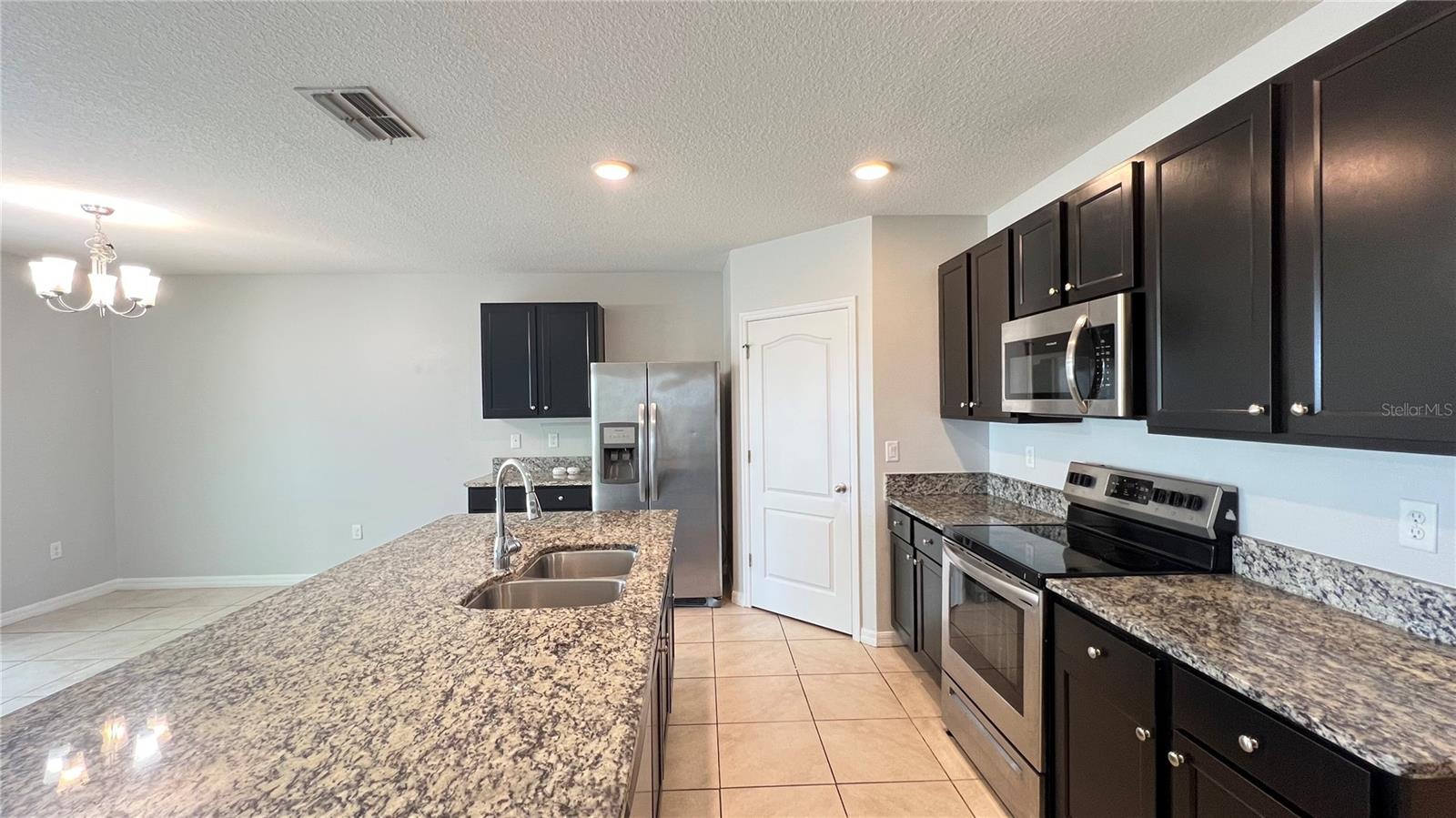 Image 20 of 34 For 2440 White Poppy Drive