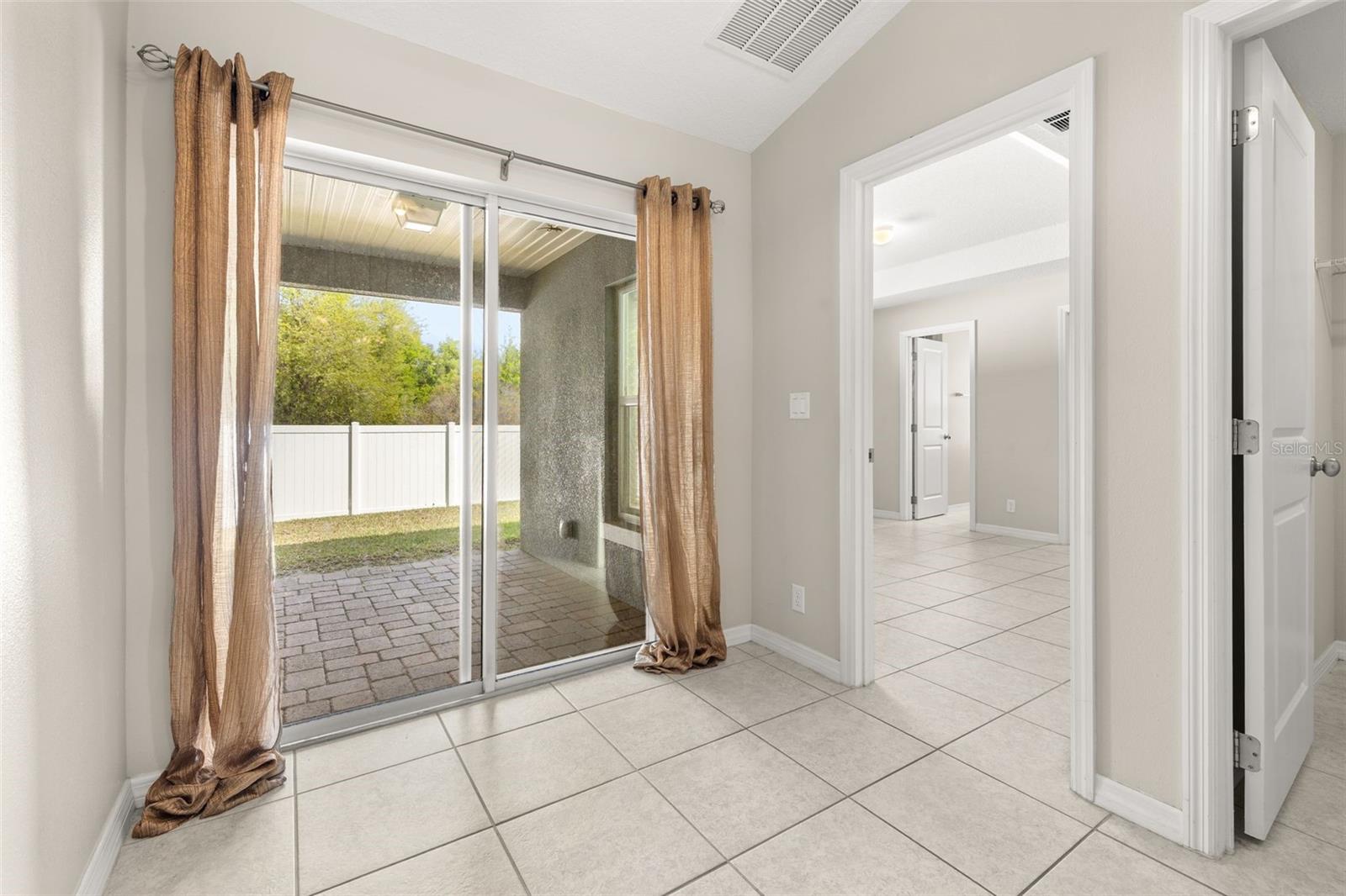 Image 14 of 35 For 284 Reese Court