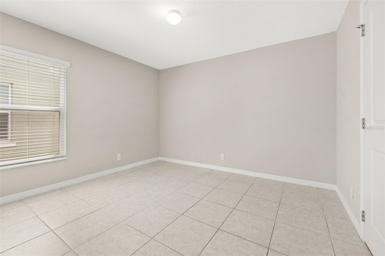 Image 25 of 35 For 284 Reese Court