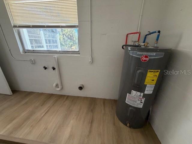 Image 11 of 22 For 3736 Pine Circle