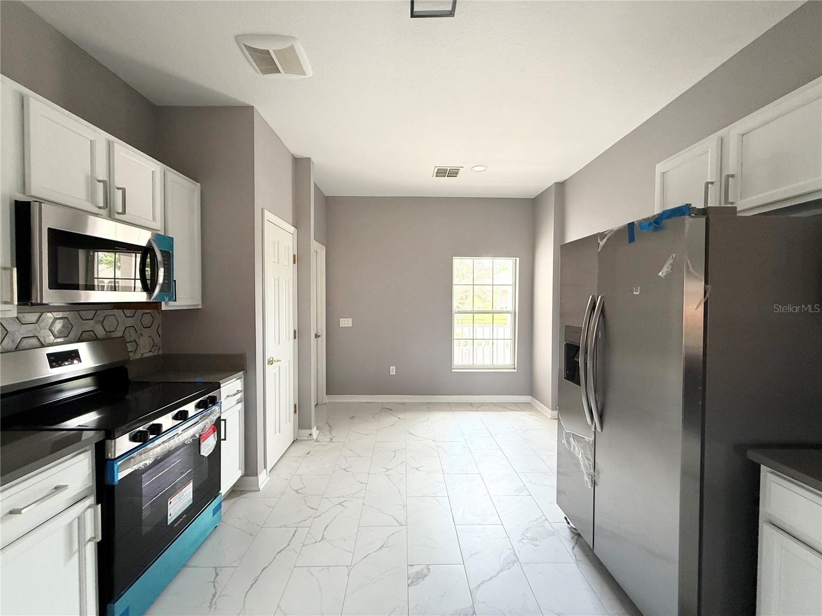 Image 14 of 35 For 130 Prima Drive