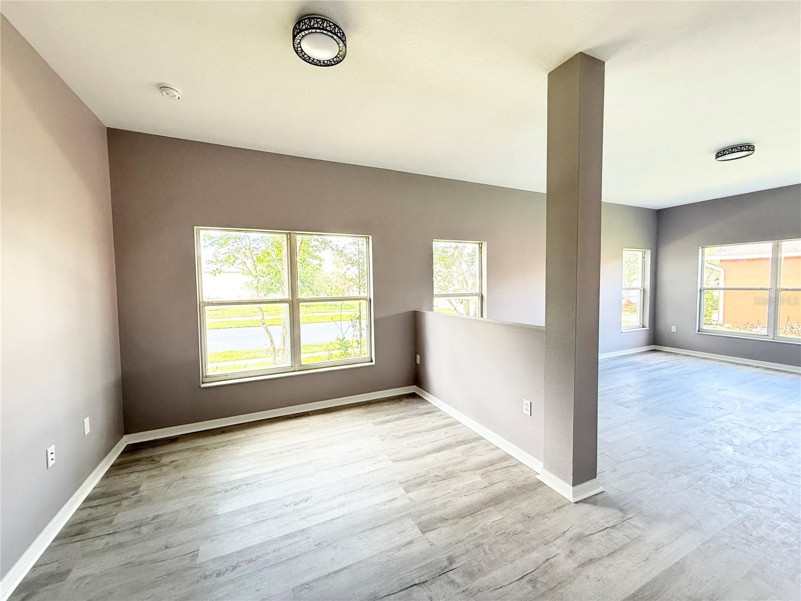 Image 19 of 35 For 130 Prima Drive