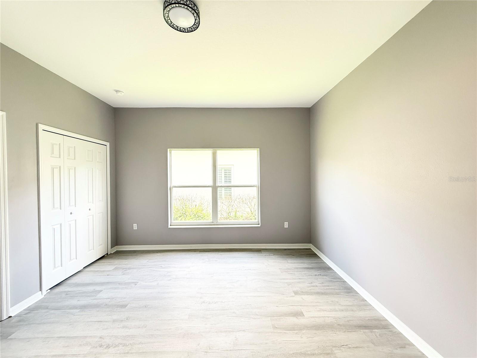 Image 26 of 35 For 130 Prima Drive