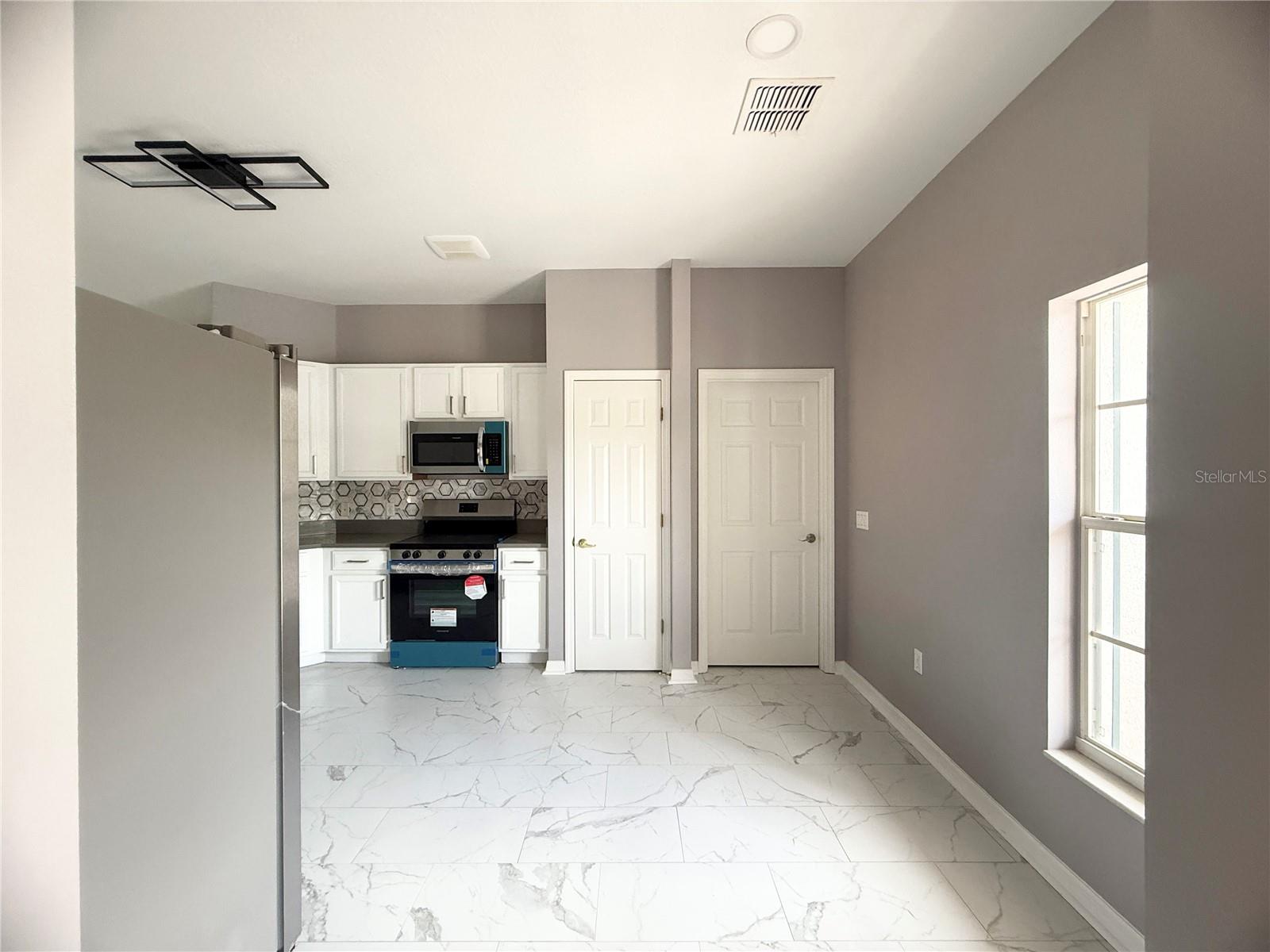 Image 6 of 35 For 130 Prima Drive