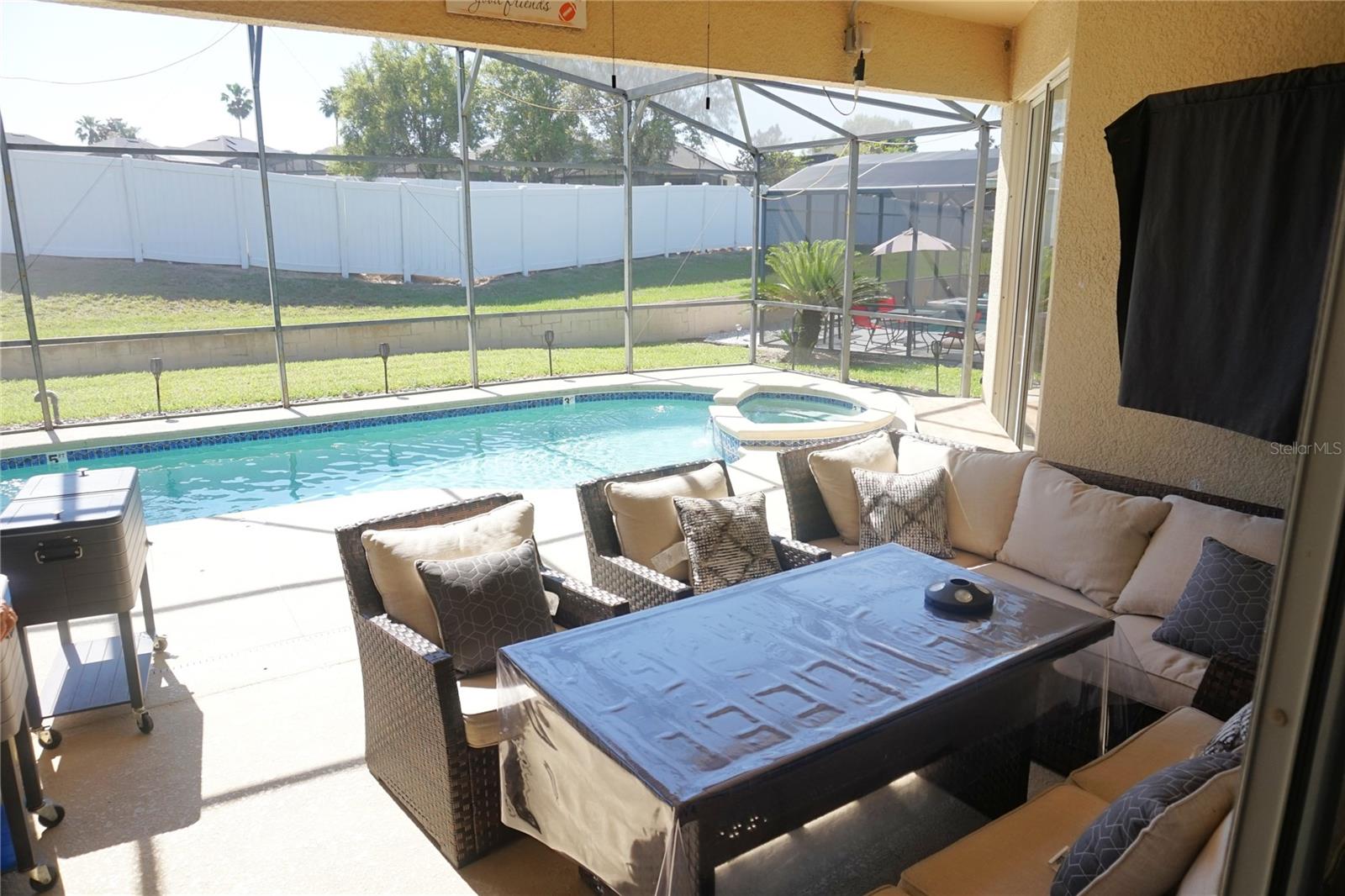 Image 4 of 15 For 538 Pineloch Drive