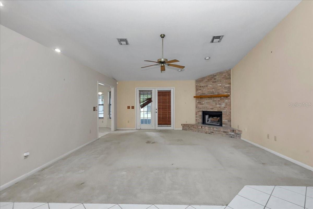 Image 5 of 29 For 5141 36th Avenue