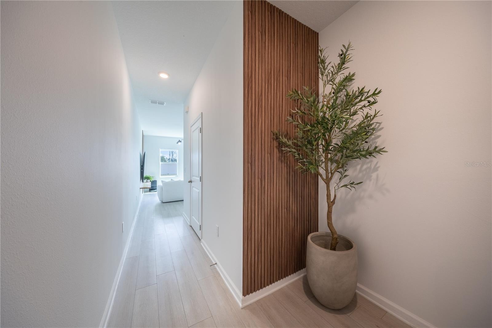 Image 8 of 28 For 8688 Sportsman Loop