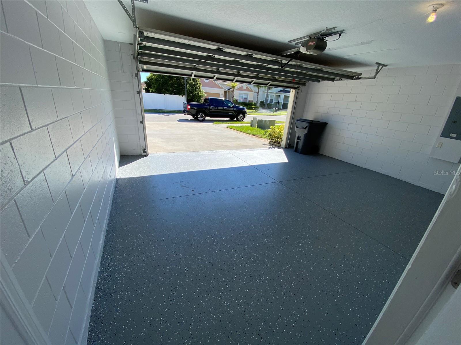 Image 18 of 64 For 319 Verdi Street