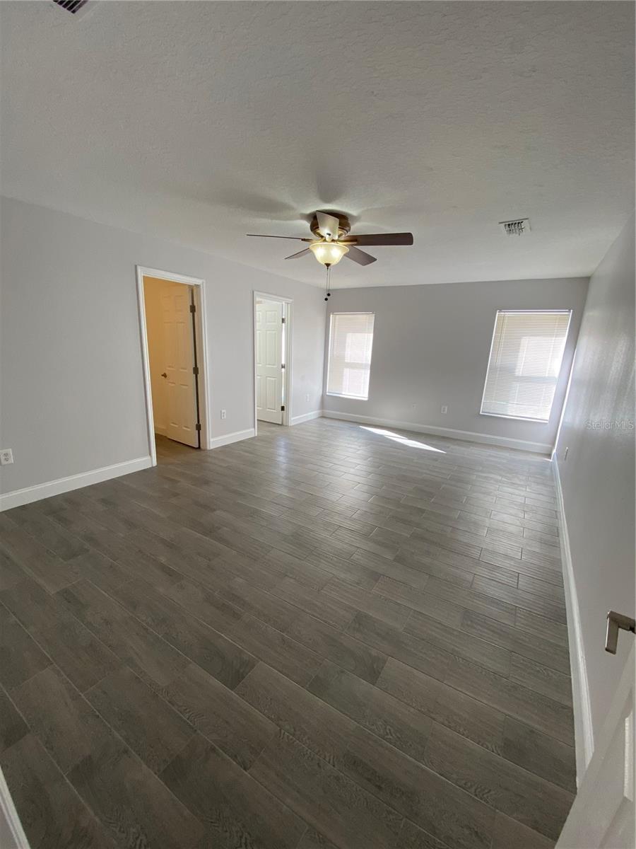 Image 23 of 64 For 319 Verdi Street