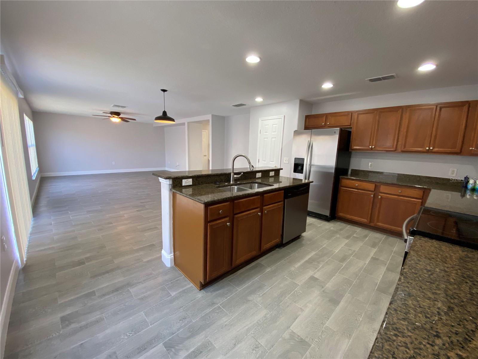 Image 32 of 64 For 319 Verdi Street