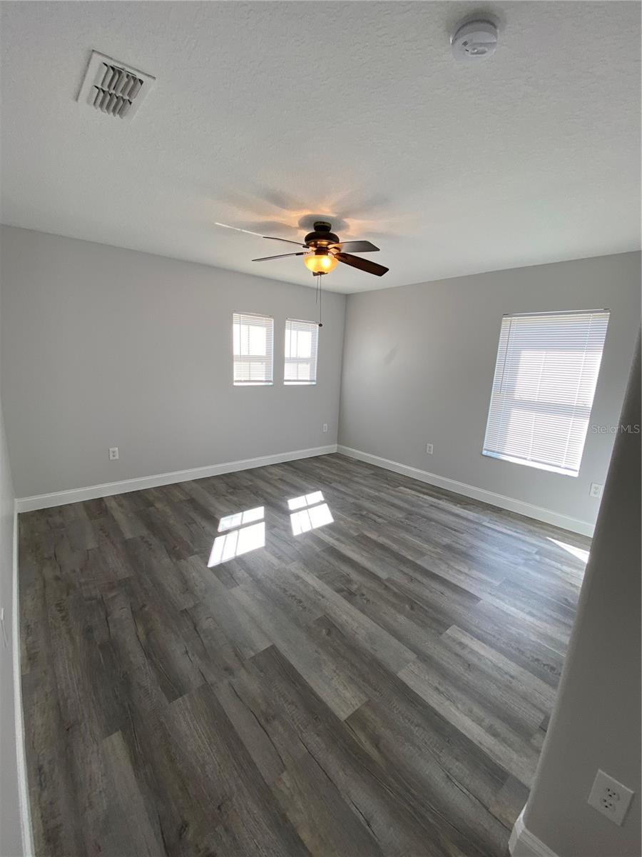 Image 57 of 64 For 319 Verdi Street