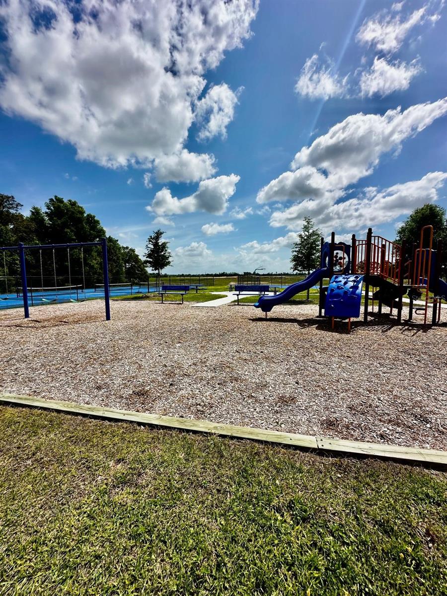 Image 17 of 21 For 5844 132nd Place