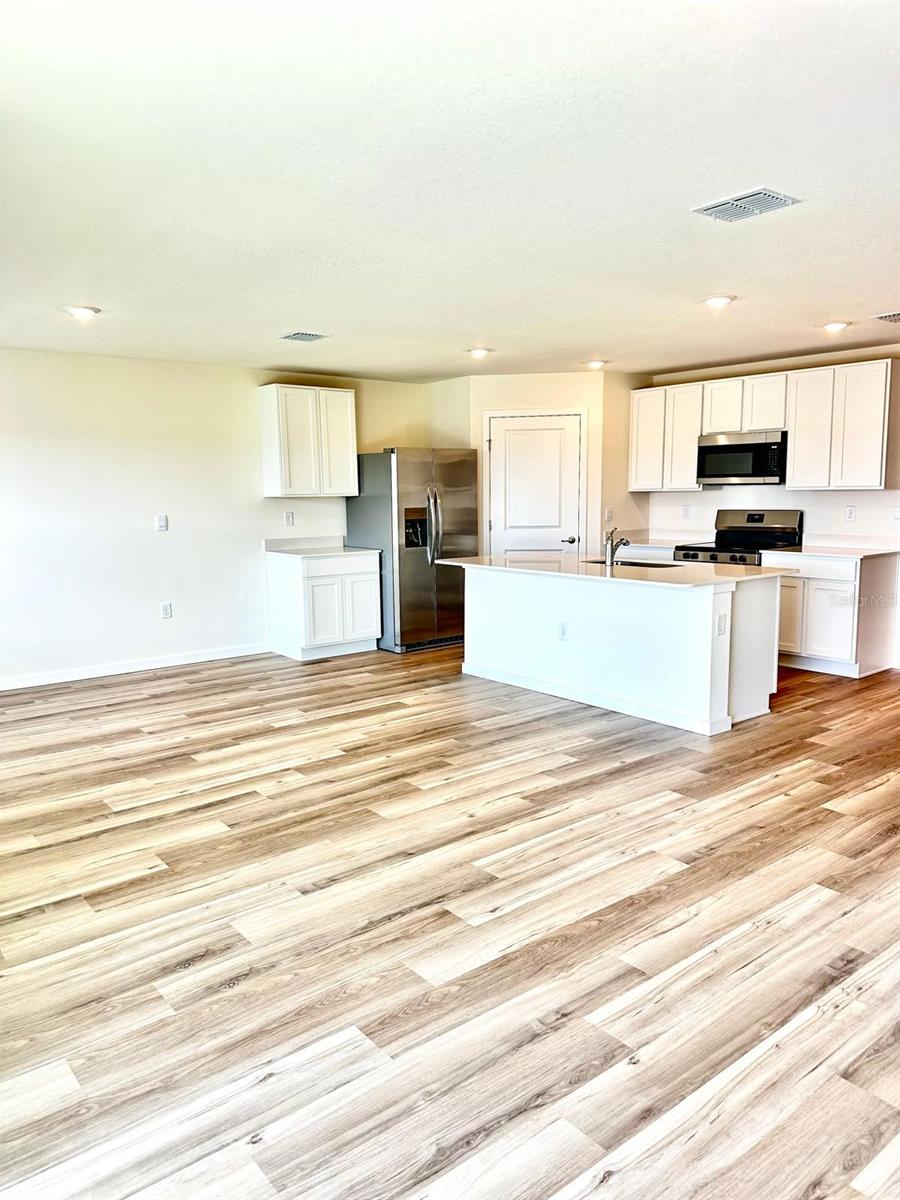 Image 5 of 21 For 5844 132nd Place