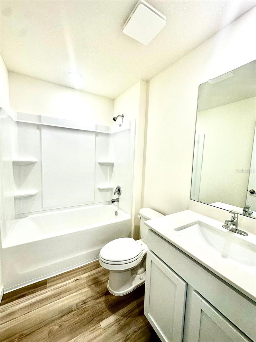 Image 9 of 21 For 5844 132nd Place