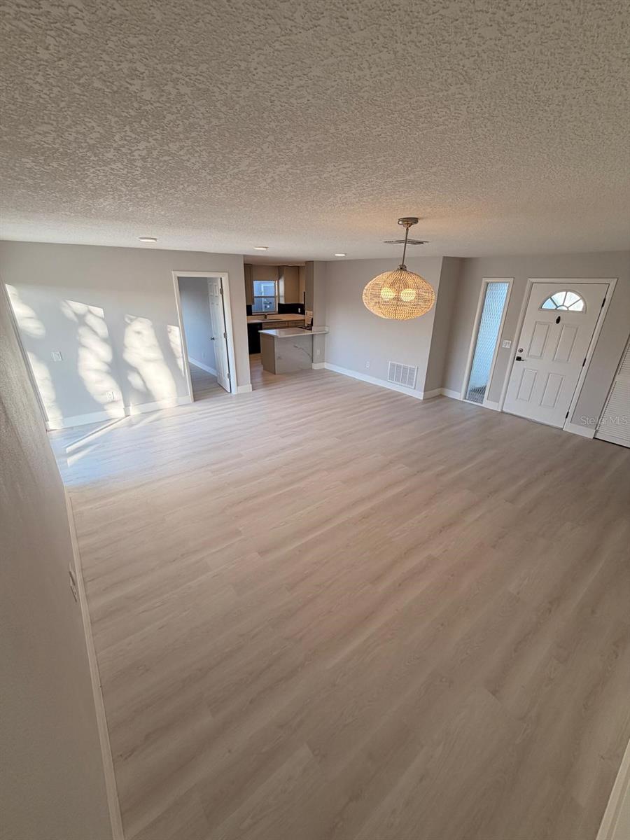 Image 4 of 33 For 12216 Florida Woods Lane