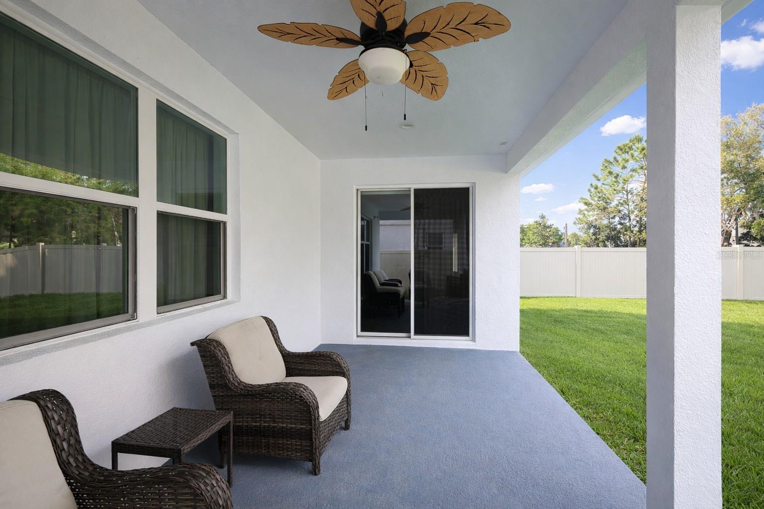 Listing photo id 34 for 2317 Avellino Avenue