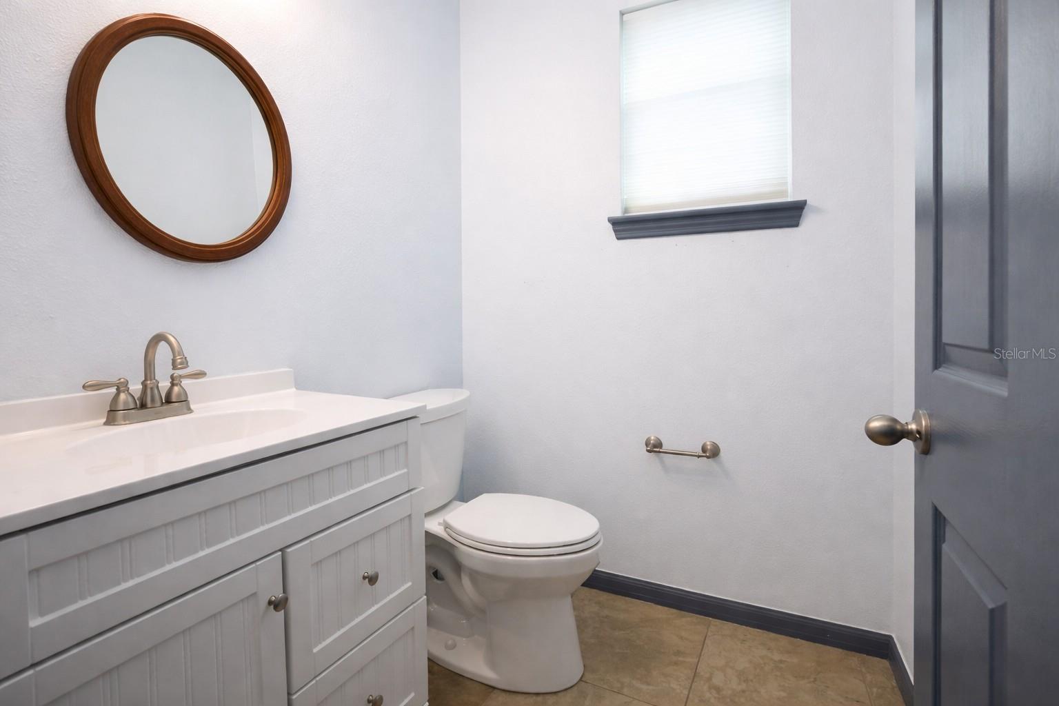 Listing photo id 4 for 2317 Avellino Avenue