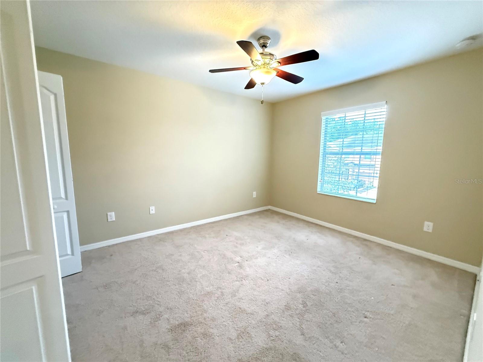 Image 11 of 18 For 11064 Savannah Landing Circle