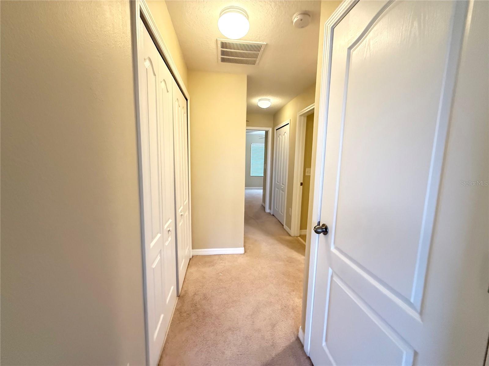 Image 14 of 18 For 11064 Savannah Landing Circle