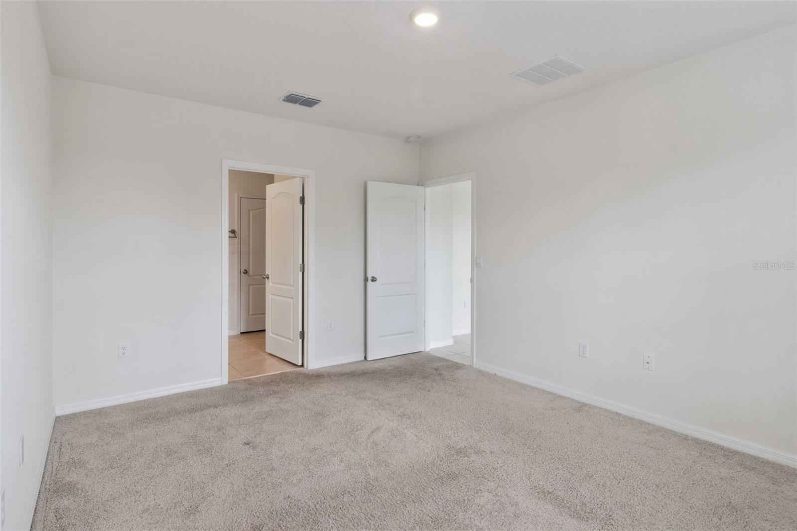 Image 10 of 30 For 4373 Deleon Street