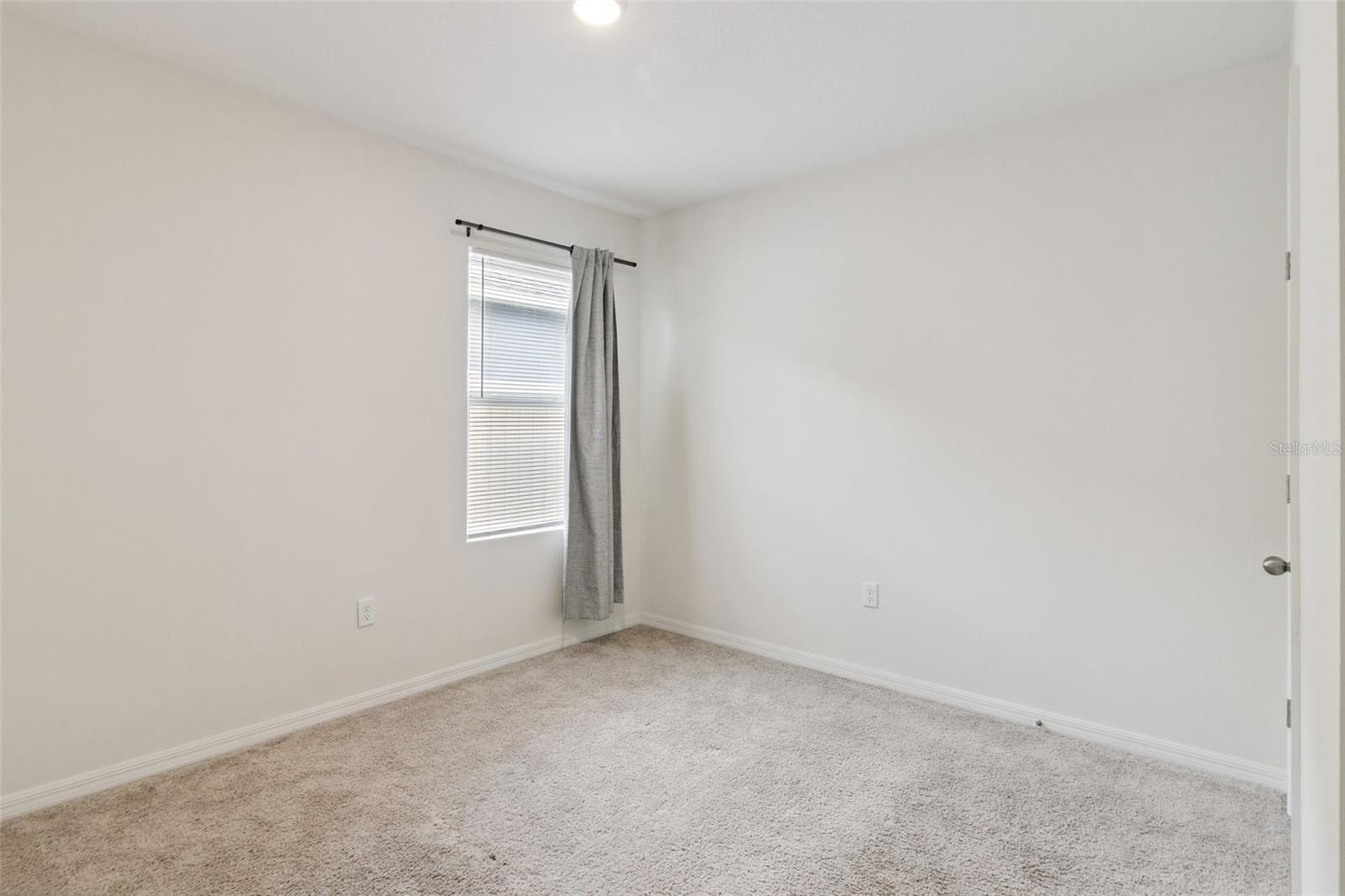 Image 12 of 30 For 4373 Deleon Street