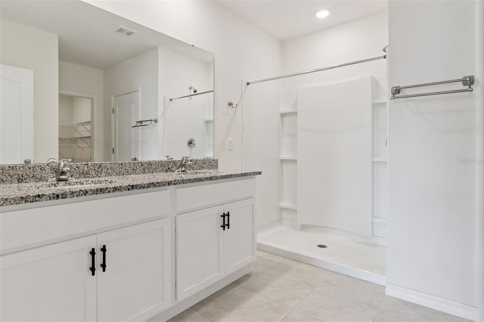 Image 14 of 30 For 4373 Deleon Street