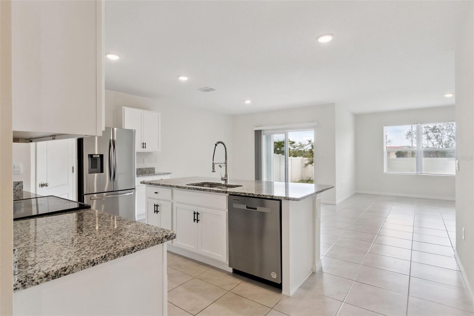 Image 7 of 30 For 4373 Deleon Street