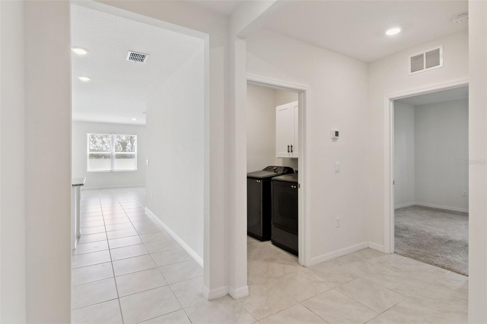 Image 8 of 30 For 4373 Deleon Street