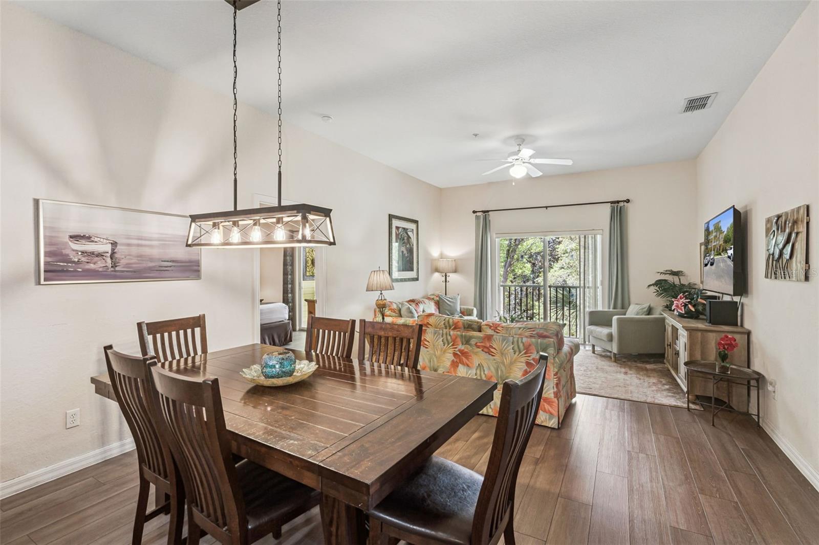 Image 11 of 57 For 810 Lucaya Loop