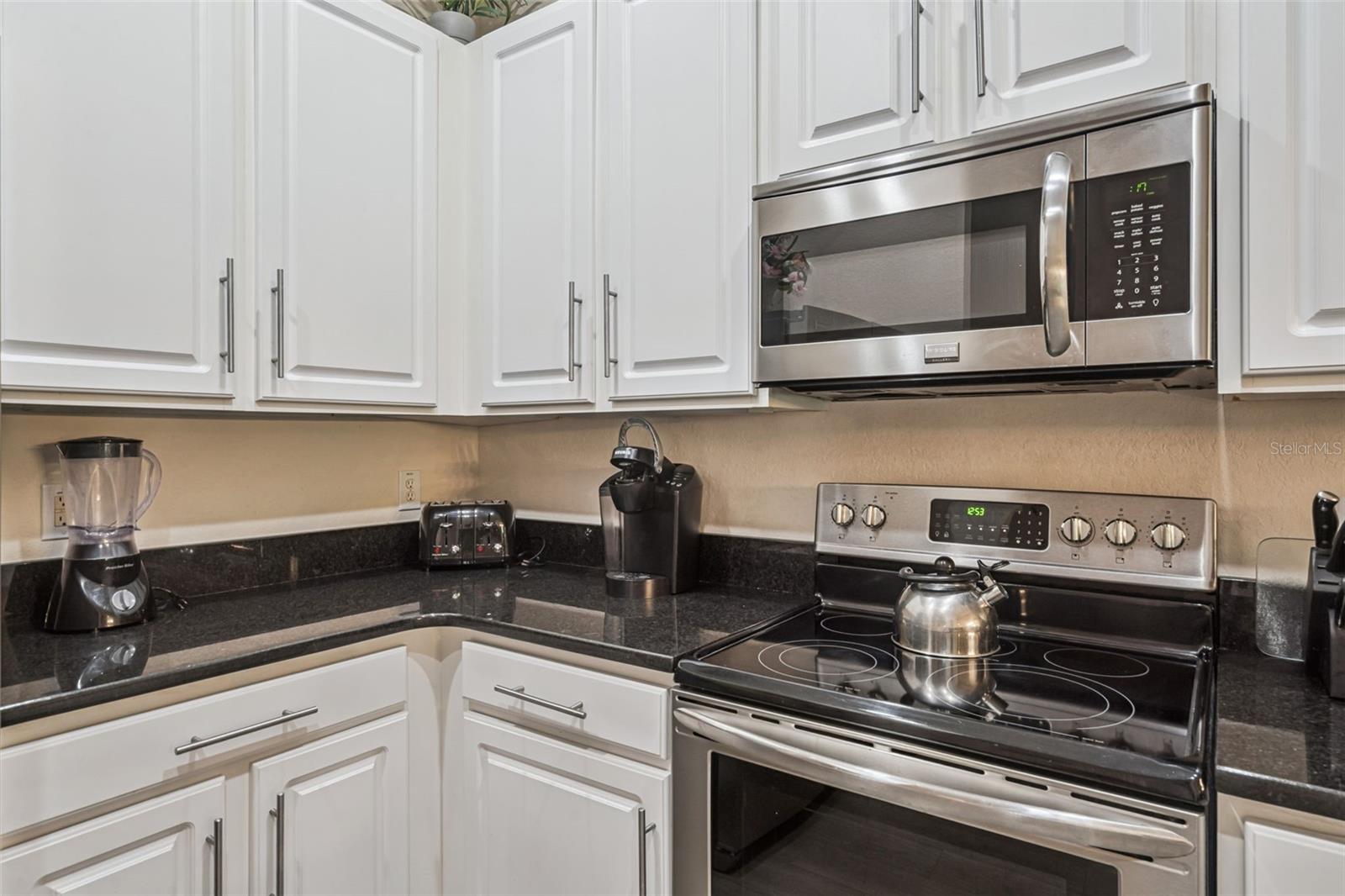 Image 15 of 57 For 810 Lucaya Loop