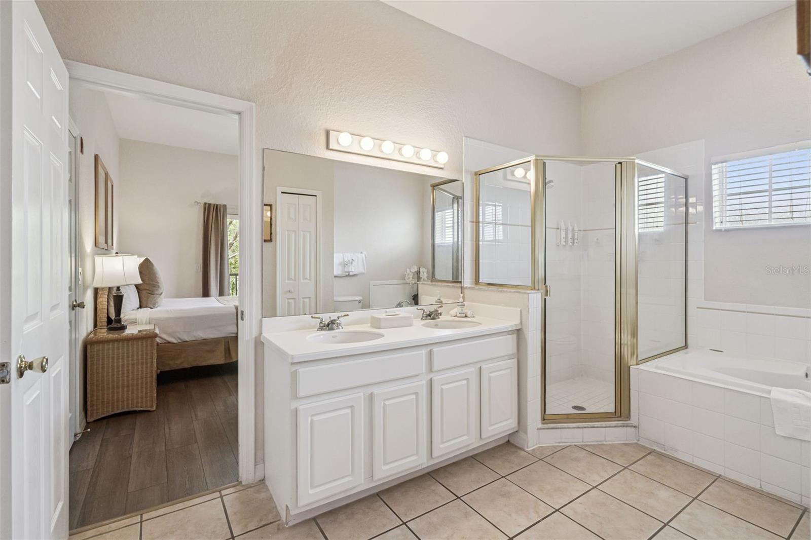 Image 25 of 57 For 810 Lucaya Loop