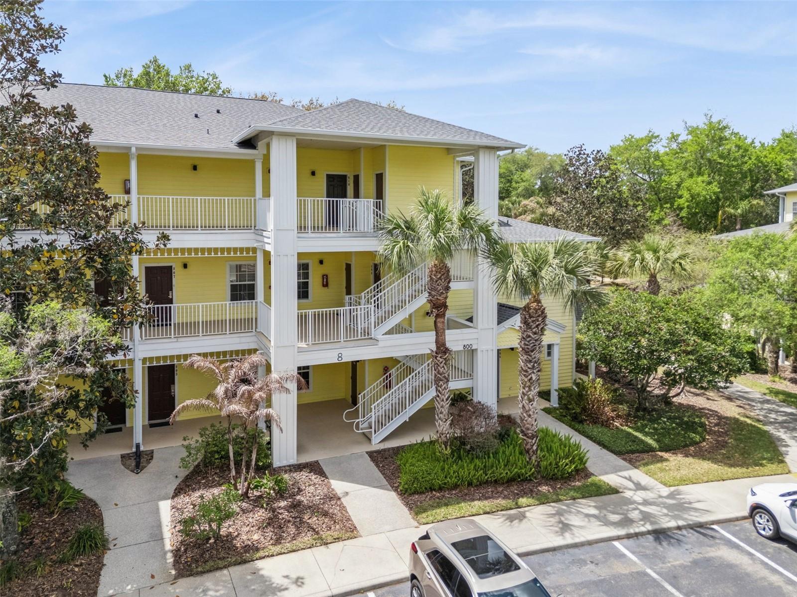 Image 3 of 57 For 810 Lucaya Loop