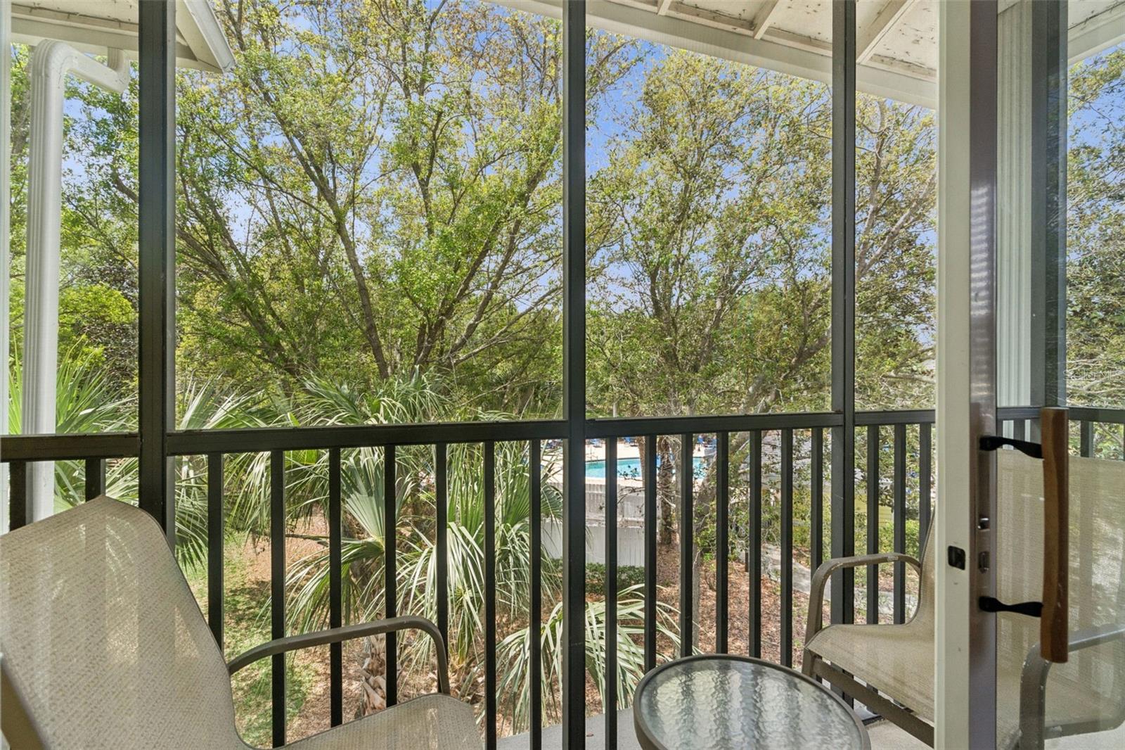 Image 31 of 57 For 810 Lucaya Loop