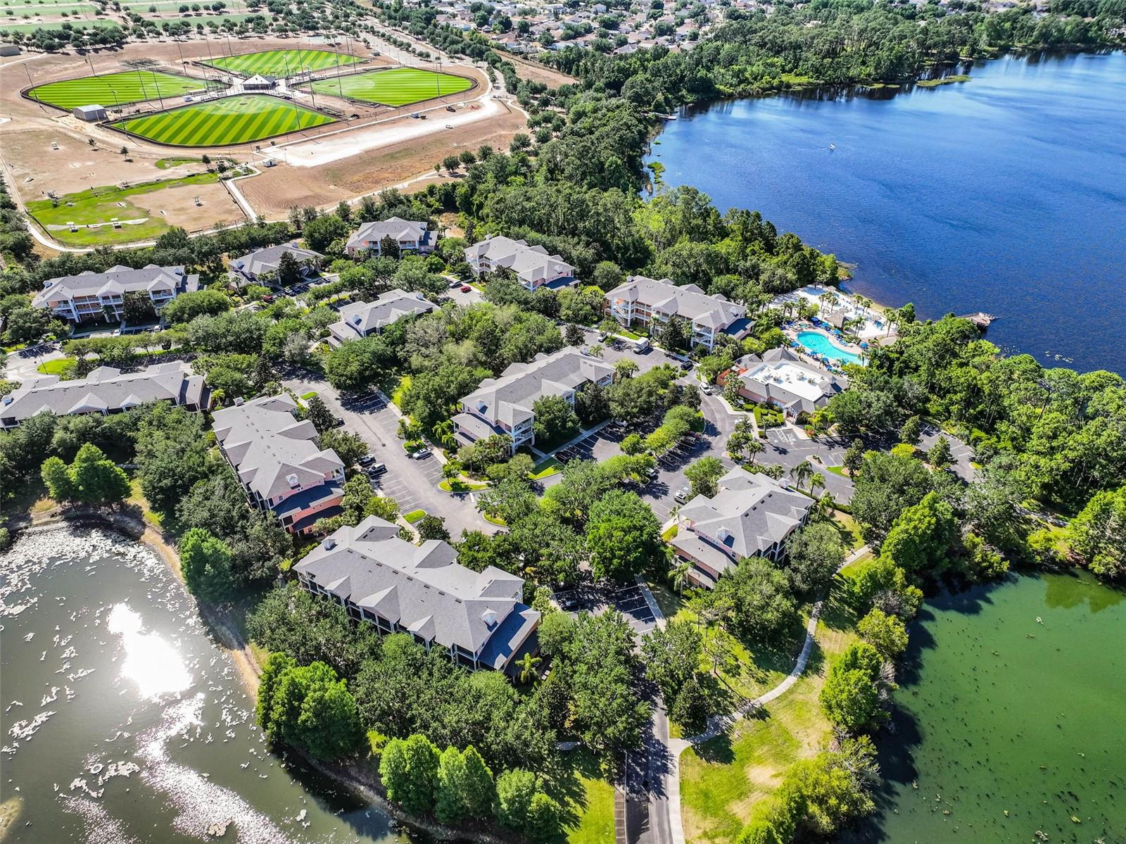 Image 44 of 57 For 810 Lucaya Loop