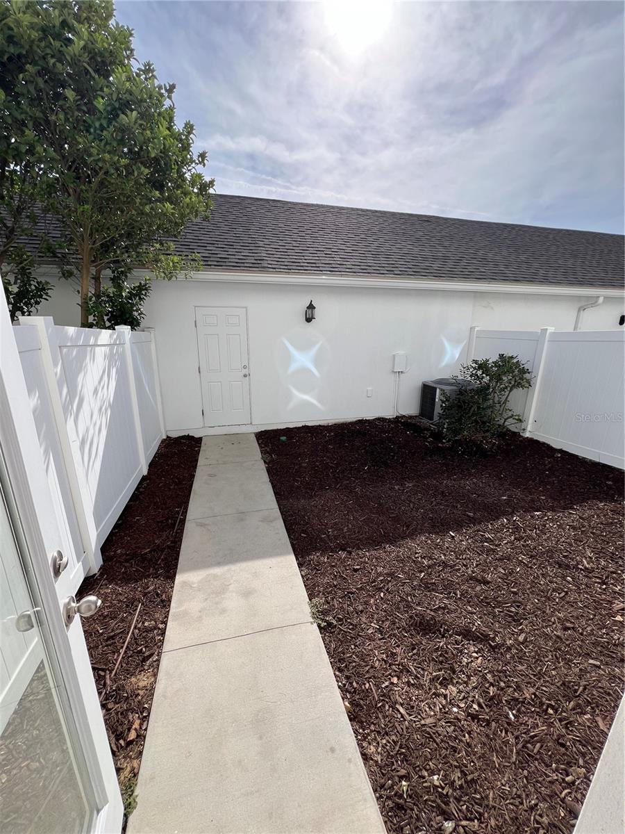 Image 11 of 20 For 6591 Calamondin Drive