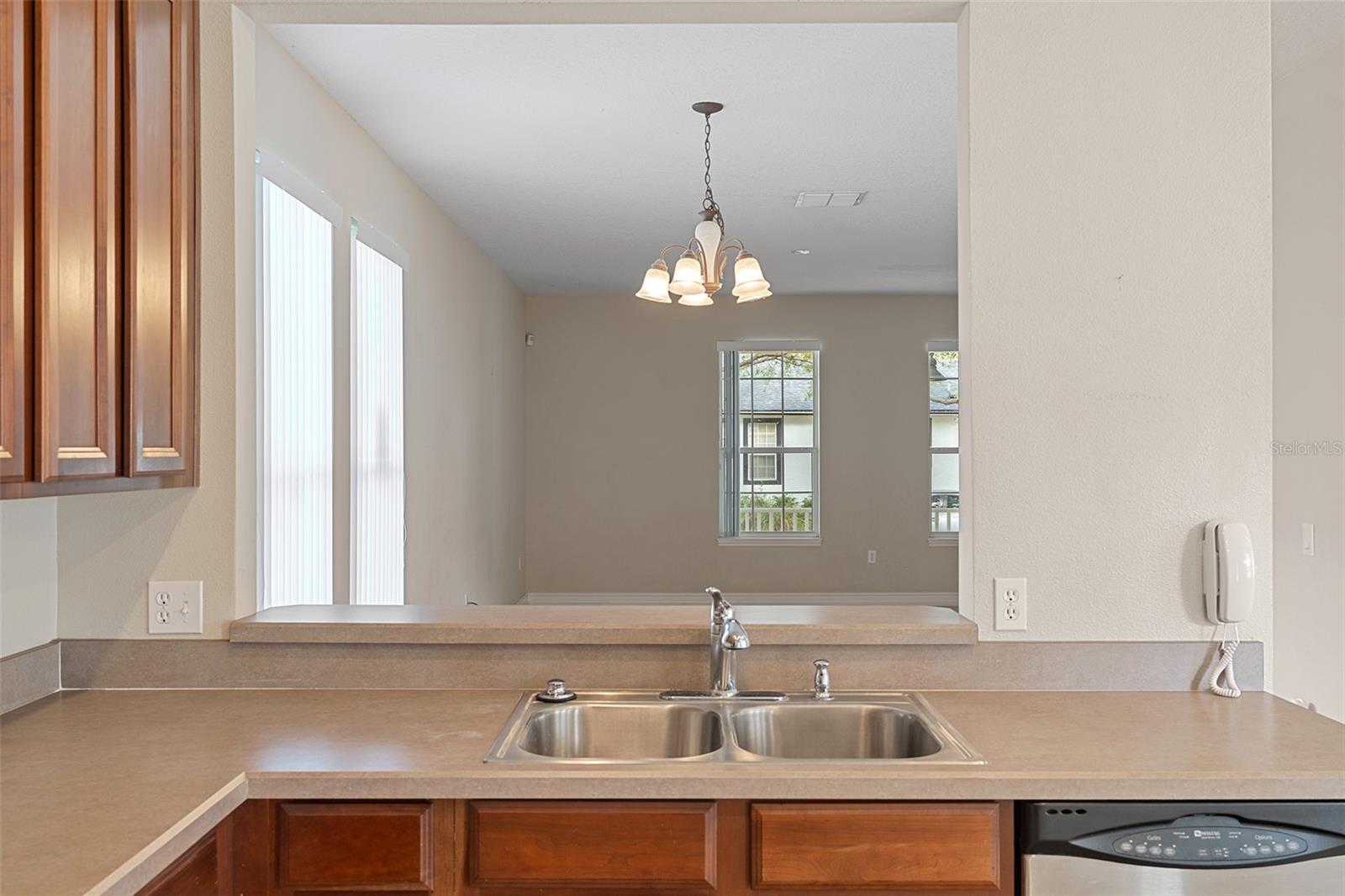 Image 11 of 72 For 3335 Primrose Willow Dr