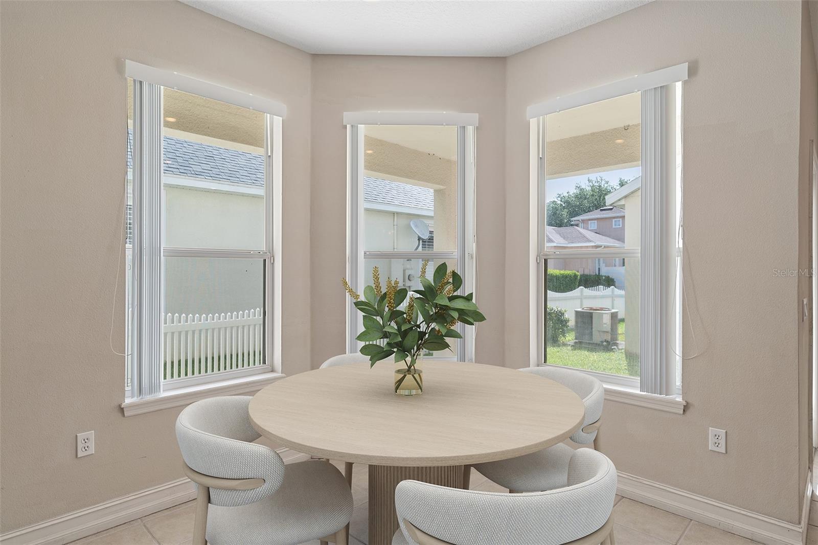 Image 13 of 72 For 3335 Primrose Willow Dr