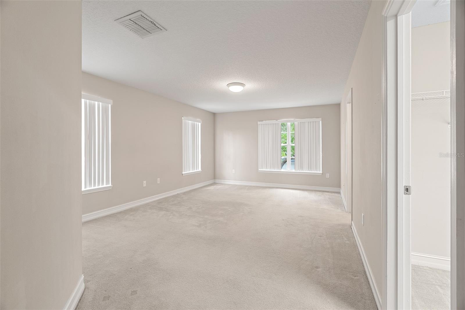 Image 19 of 72 For 3335 Primrose Willow Dr