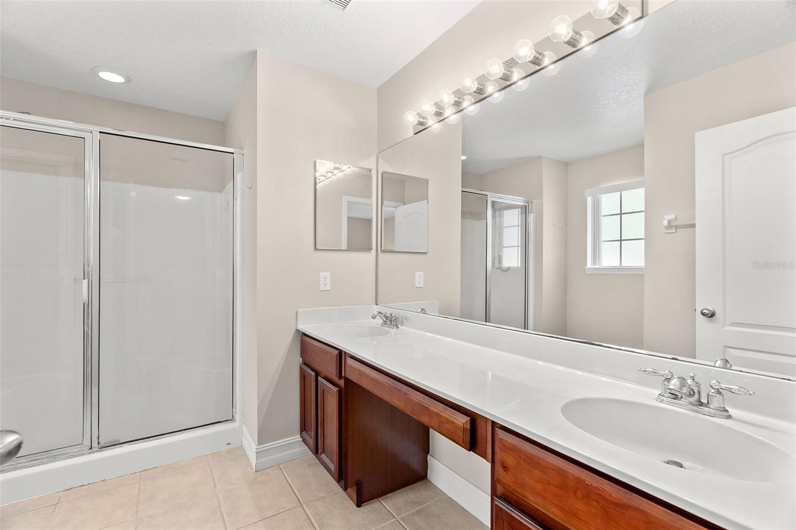 Image 23 of 72 For 3335 Primrose Willow Dr