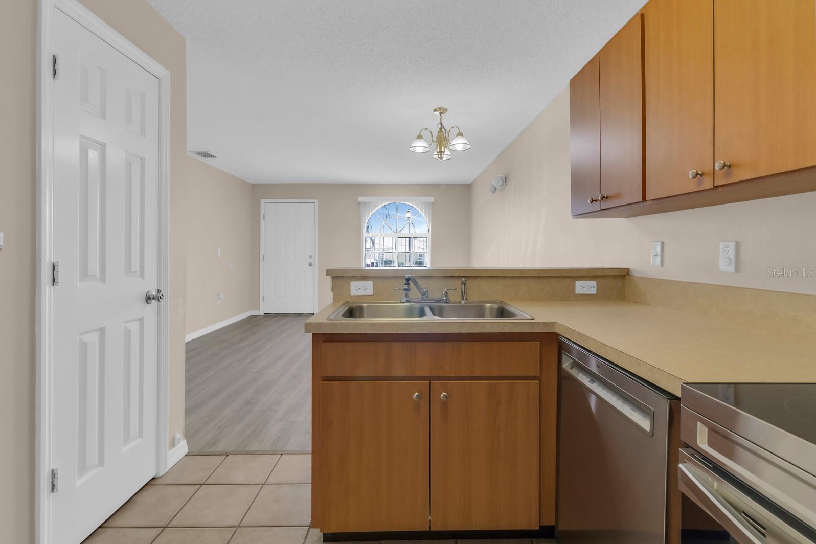 Image 7 of 27 For 635 Lake Marion Golf Resort