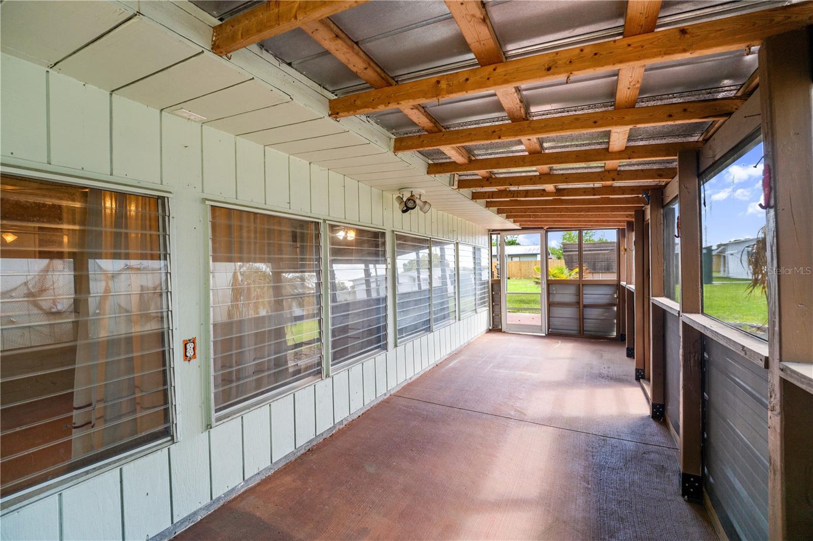 Image 18 of 28 For 1600 Gar Street