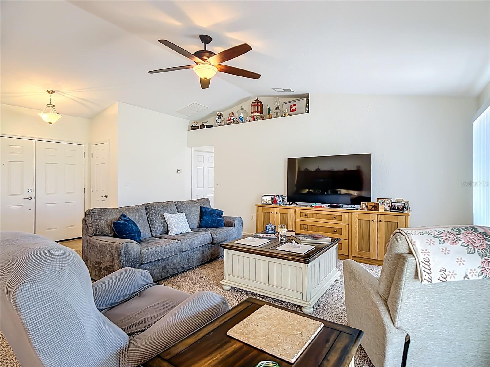 Image 12 of 58 For 2249 Country Manor Street