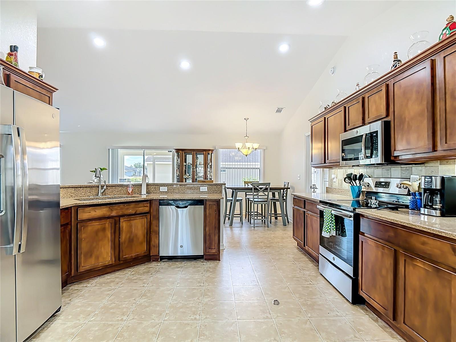 Image 22 of 58 For 2249 Country Manor Street